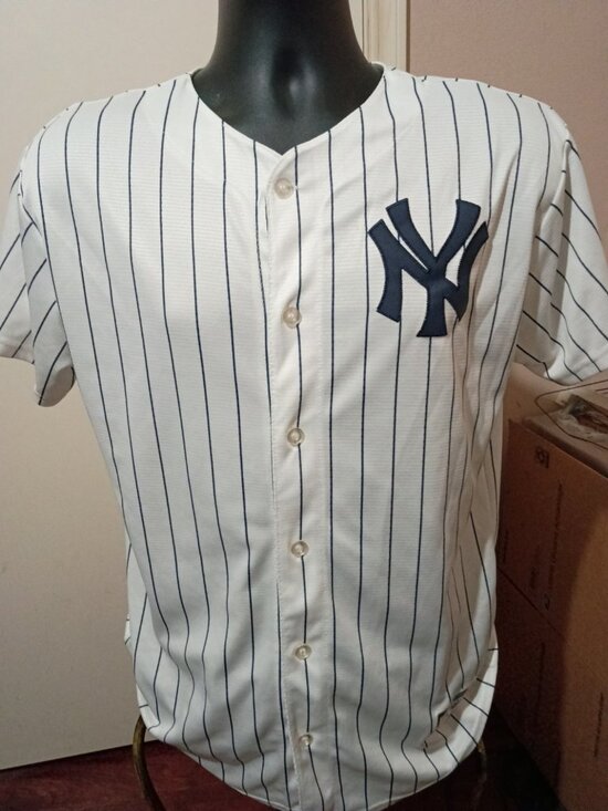 Majestic Athletic Other - Majestic New York Yankees Sanchez 24 Jersey Youth X-Large 16/18  White Button up